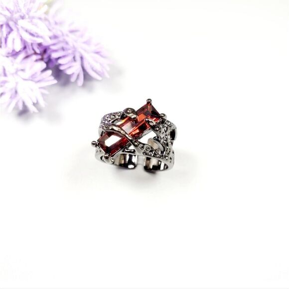 Brand New Top Fashion Titanium Red Stone Ring - Picture 6 of 7